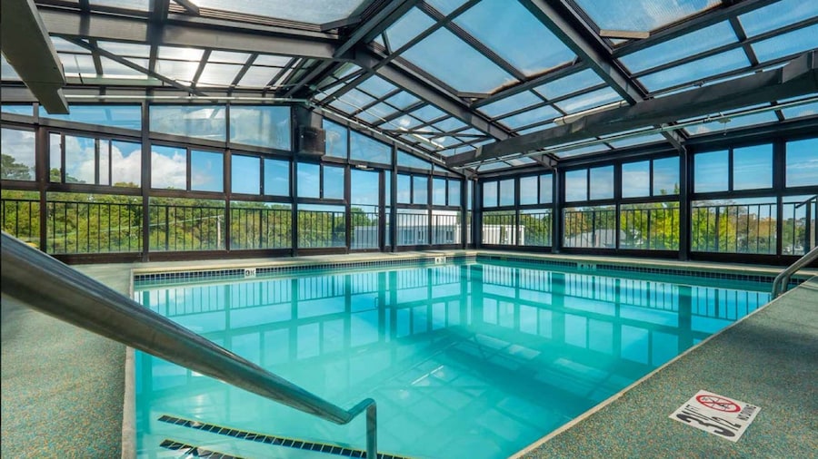 The Breakers Hotel & Suites