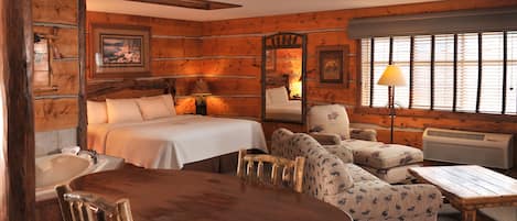 Superior Suite, 1 King Bed with Sofa bed, Hot Tub