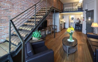 View Lofted Studio | Free WiFi, bed sheets