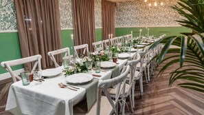 Banquet hall - The Grand Hotel Swansea (Swansea)