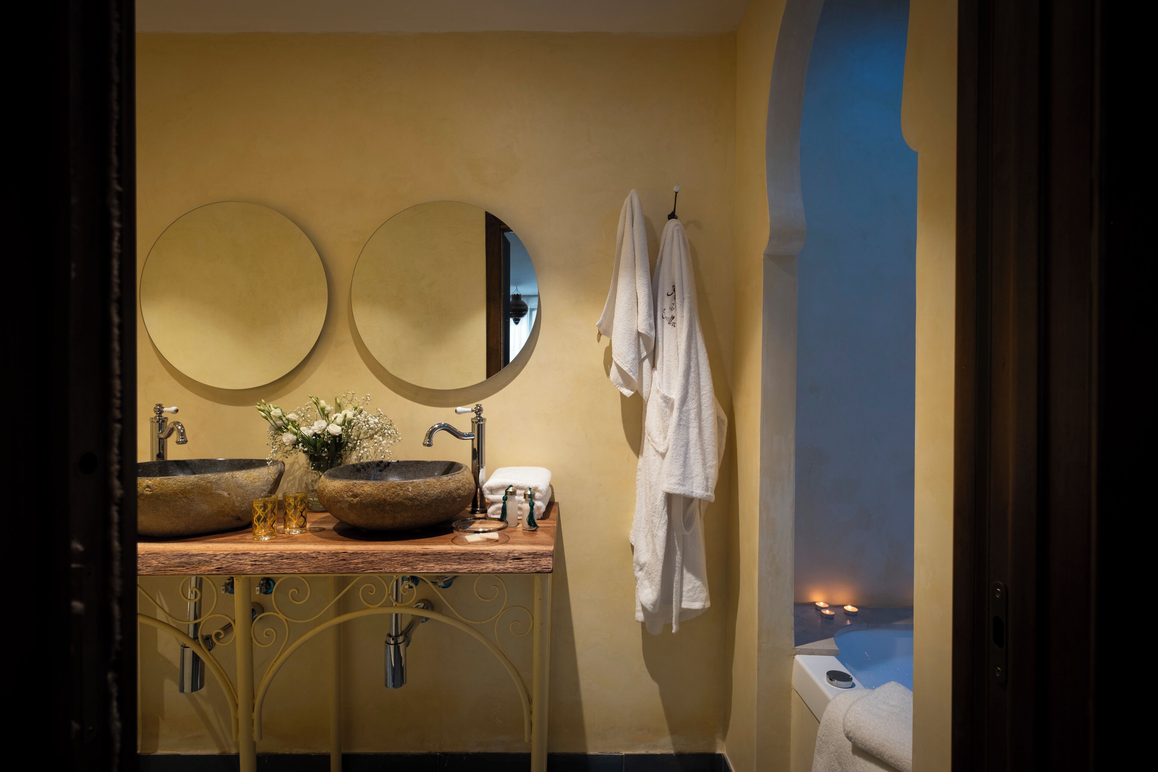romantic room, jetted tub | bathroom | hair dryer, towels, soap, shampoo