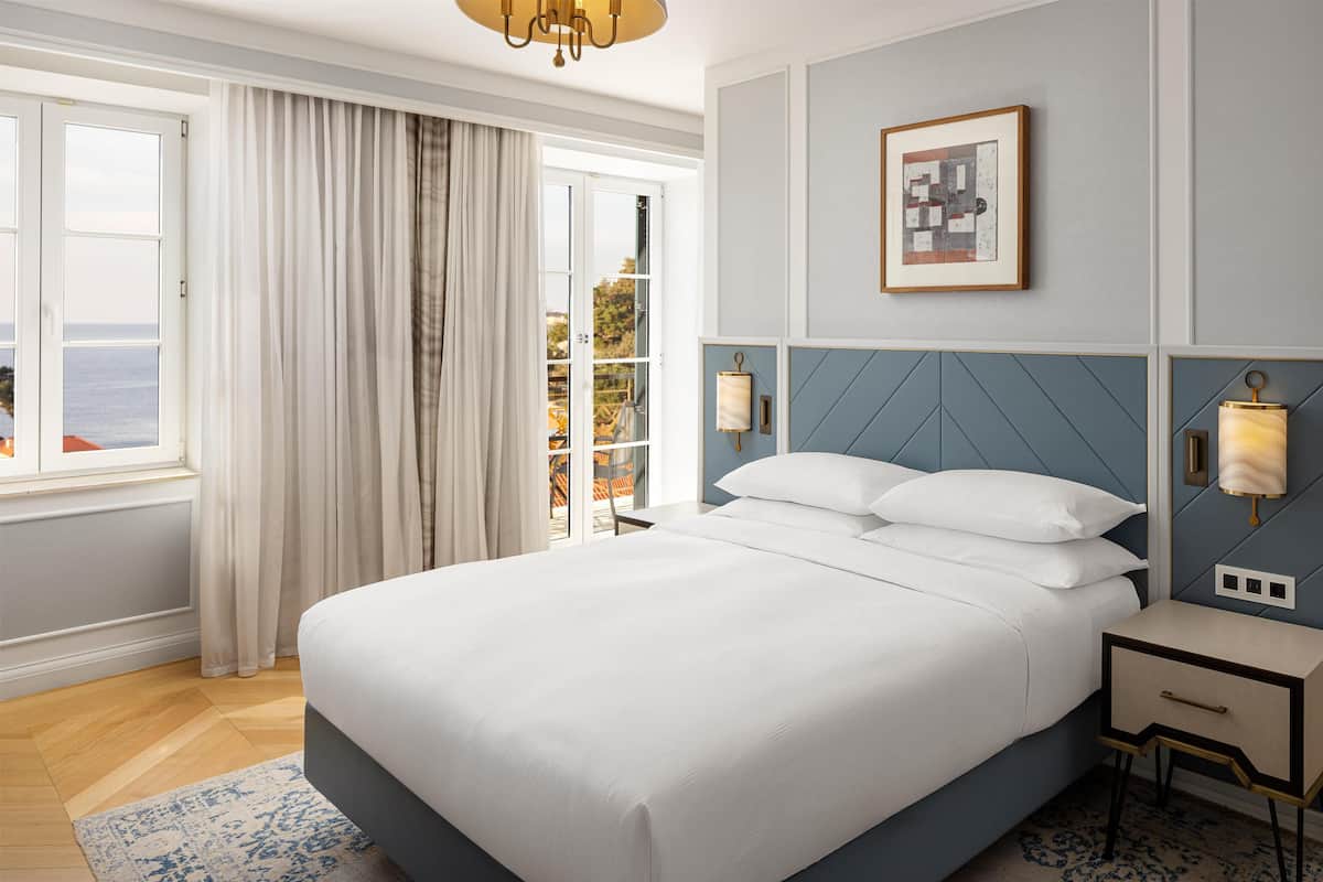 Deluxe Suite, Sea View