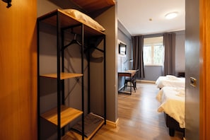 Standard Double Room | In-room safe, desk, soundproofing, free WiFi