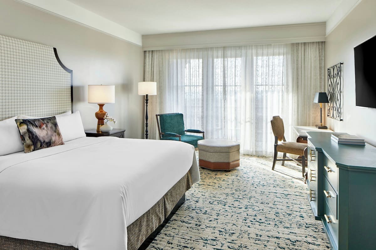 Premium bedding, down comforters, pillowtop beds, in-room safe