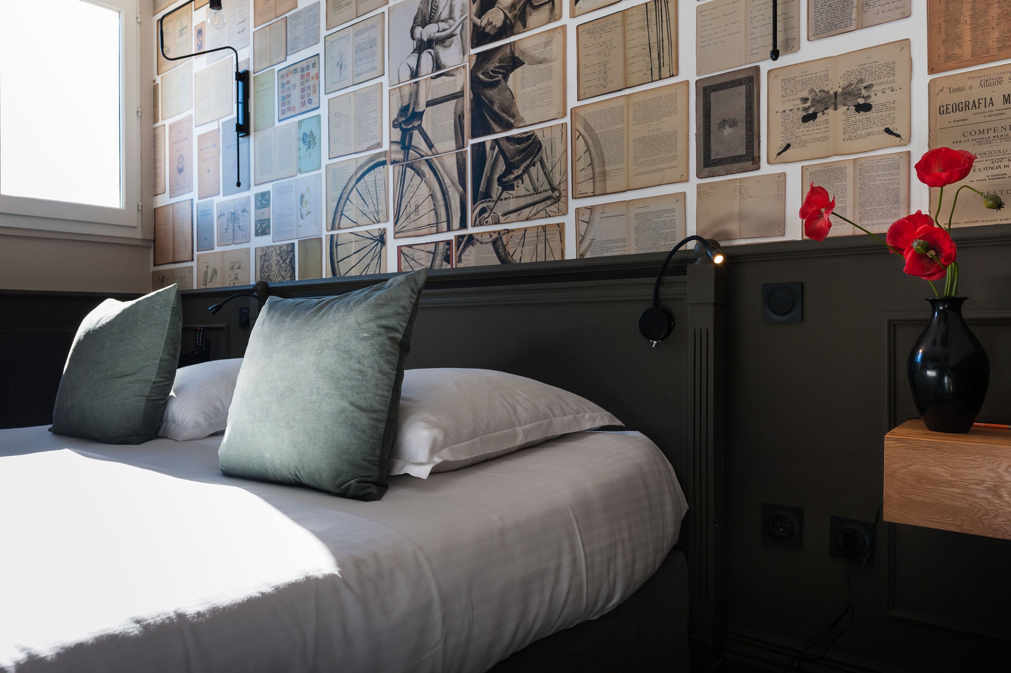 1 bedroom, in-room safe, individually decorated, individually furnished