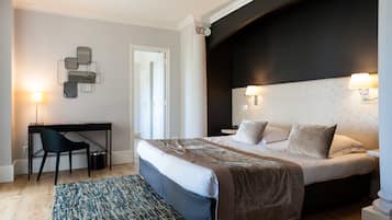 1 bedroom, in-room safe, individually decorated, individually furnished