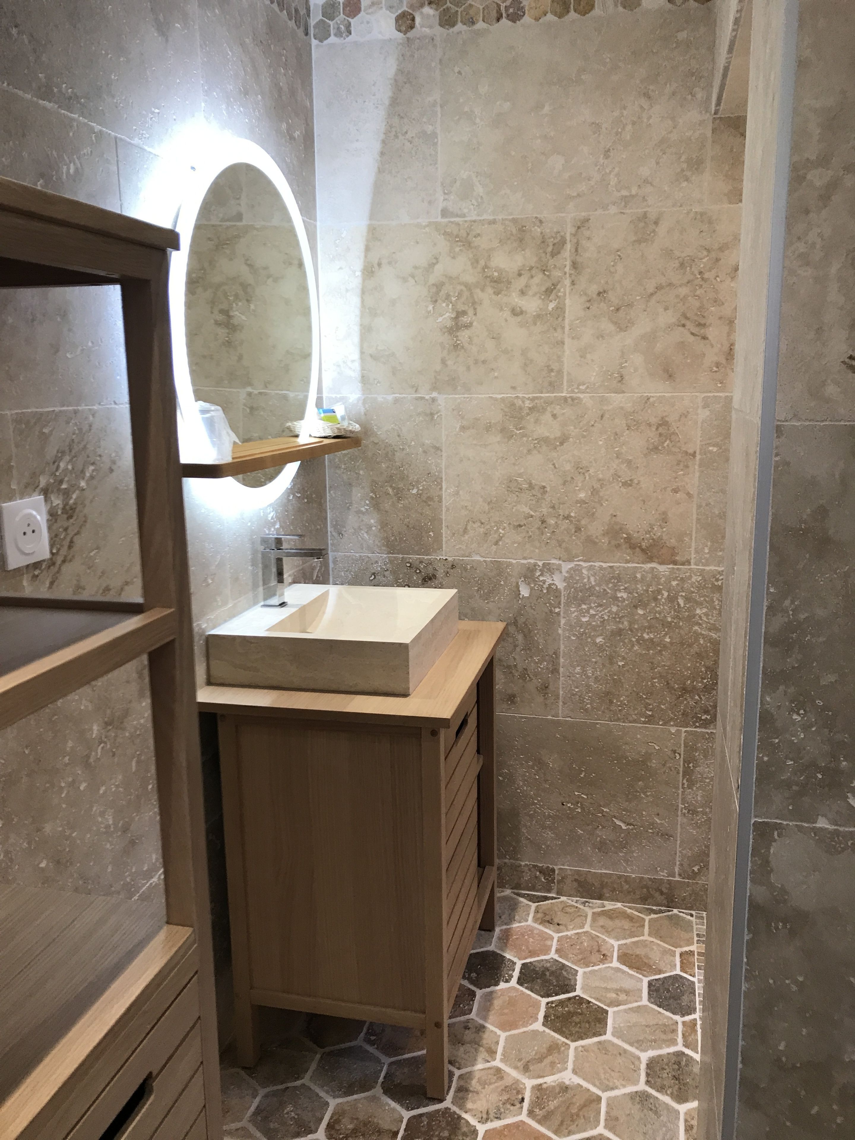 suite jacuzzi | room amenity