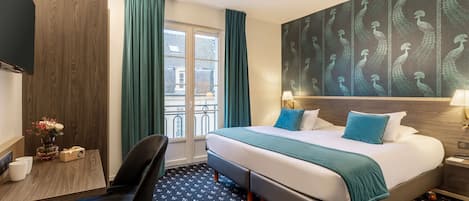 Premium bedding, in-room safe, desk, blackout curtains