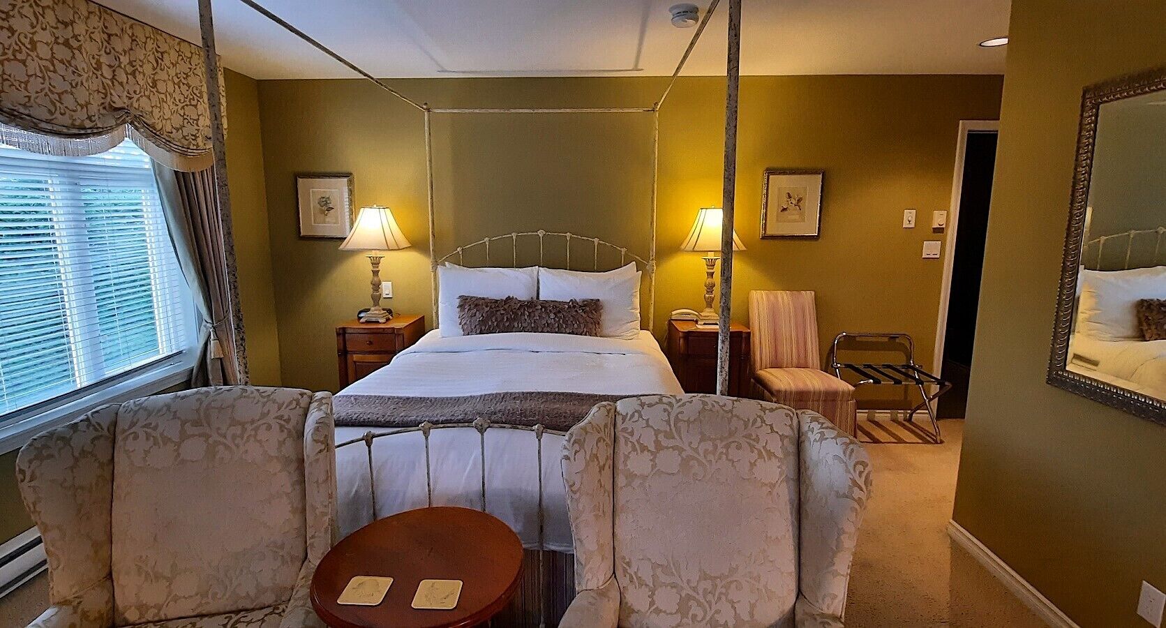 Premium Room, 1 Queen Bed (Westerly Room) | Hypo-allergenic bedding, down duvets, individually decorated