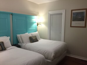 Falls Apartment | Premium bedding, pillowtop beds, individually decorated