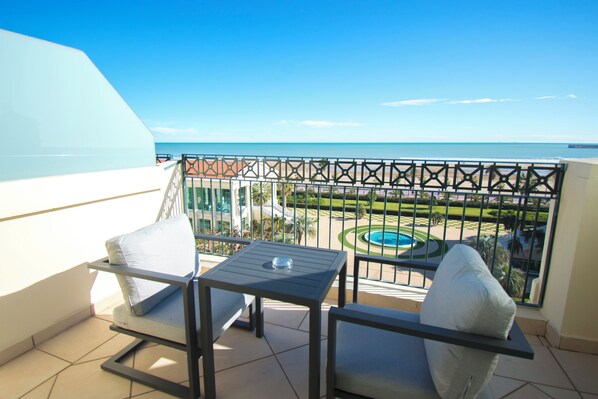 Executive Room, Terrace, Beach View | Terrace/patio