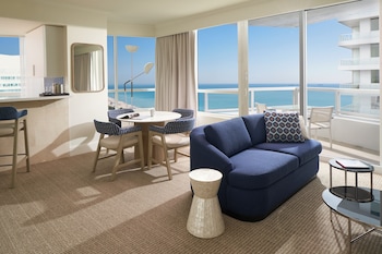 20-inch flat-screen TV with satellite channels, TV, iPod dock at Fontainebleau Miami Beach