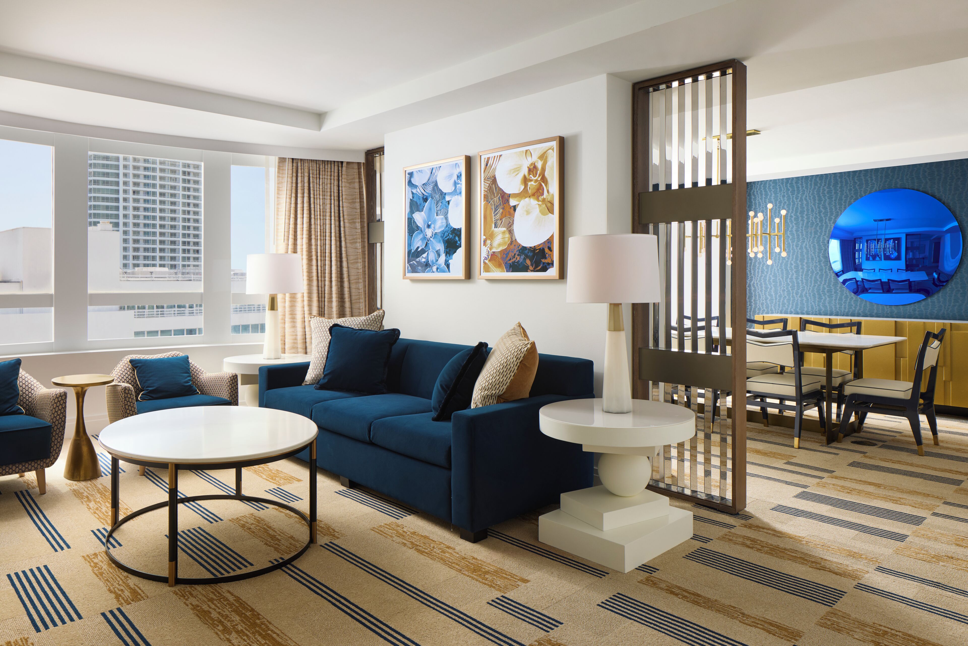 Grand Suite | Living area