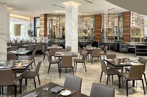 每日供应欧陆式早餐(每人 USD 60.96)