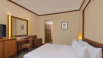 Deluxe Room, Multiple Beds, Garden View | Minibar, in-room safe, desk, blackout drapes