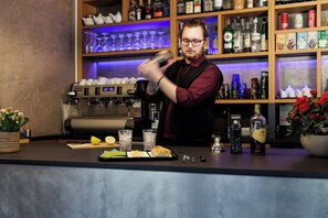 Bar (en el alojamiento)