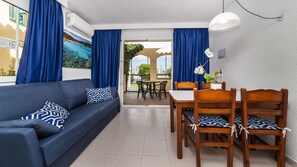 1 soverom, safe på rommet, wi-fi (inkludert) og sengetøy