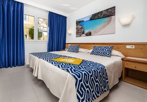 1 soverom, safe på rommet, wi-fi (inkludert) og sengetøy