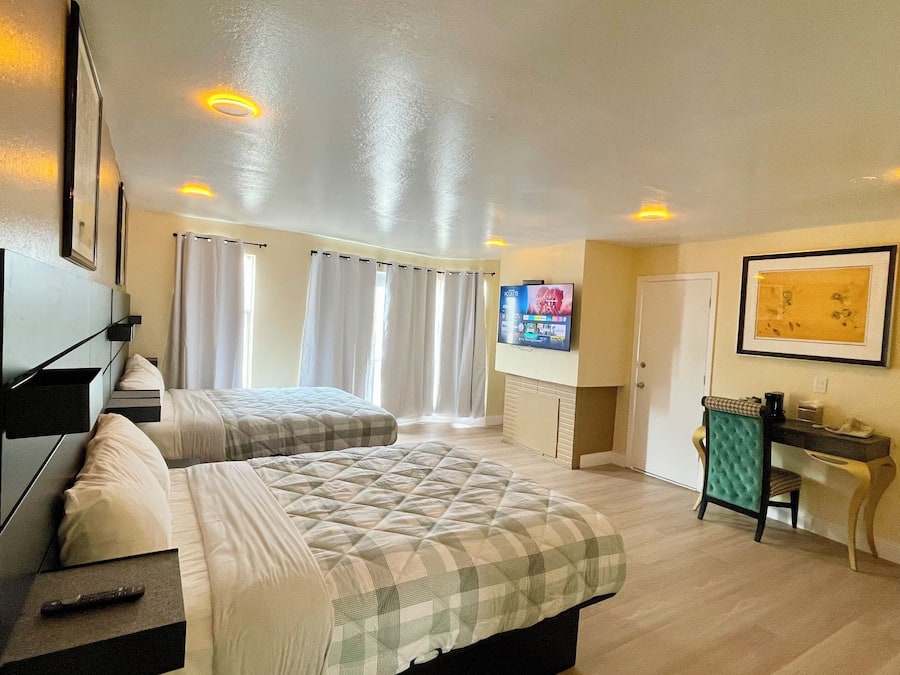 Basic Room, 2 Queen Beds | 1 bedroom, desk, blackout drapes, iron/ironing board