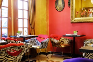 Daily buffet breakfast (EUR 15 per person)