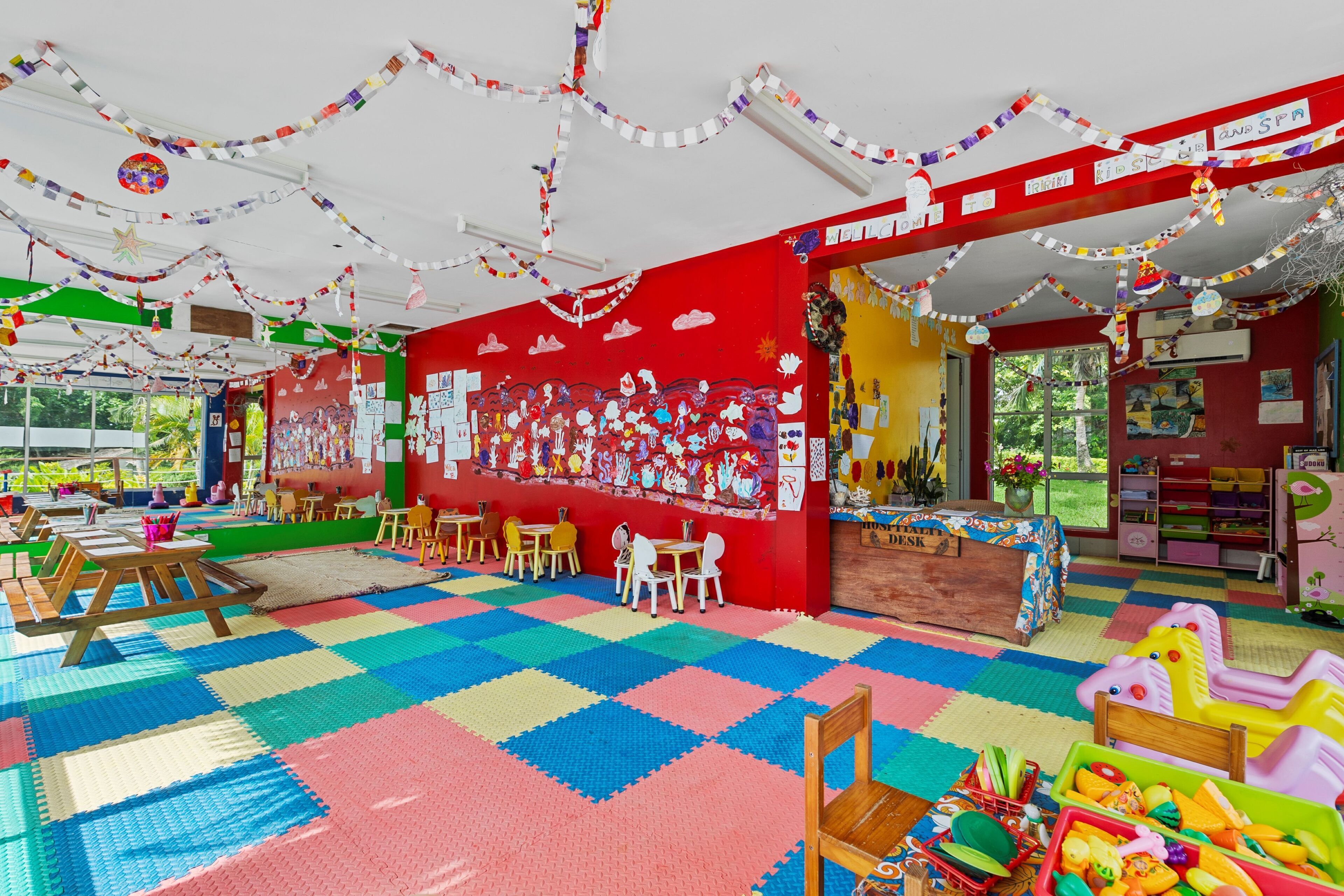 Área de juegos infantiles bajo techo