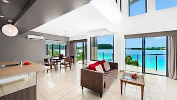 Suite (Penthouse) | Sengetøy av topp kvalitet, safe på rommet og skrivebord