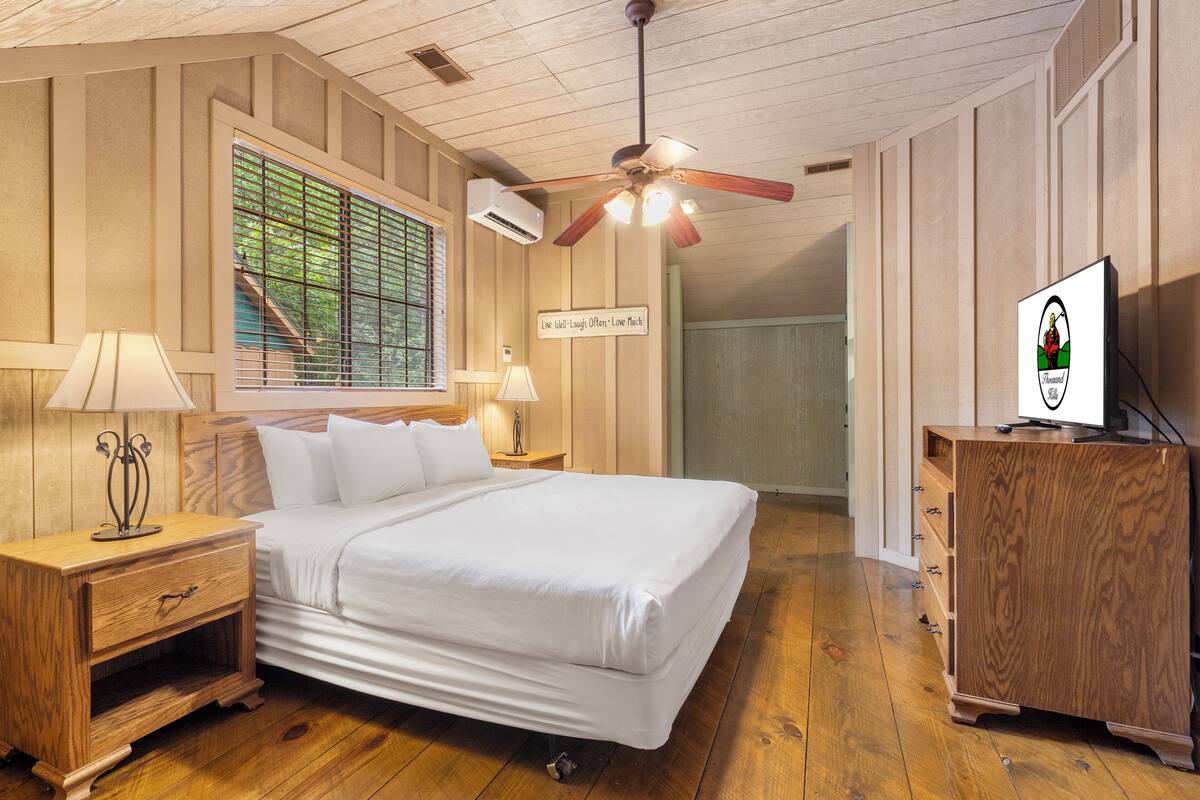 Cabana, 2 quartos, 2 banheiros | 3 quartos, roupas de cama premium, individualmente decorados