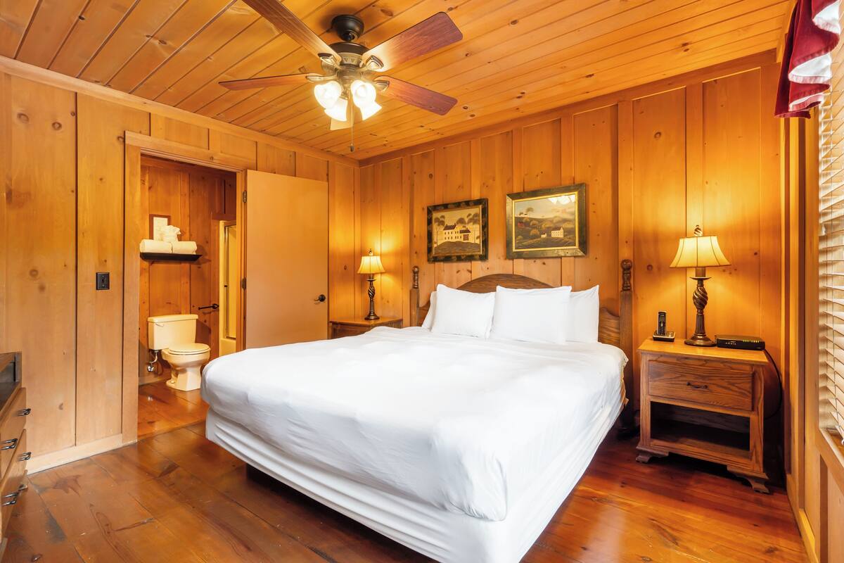 Cabana, 3 quartos, 2 banheiros | 3 quartos, roupas de cama premium, individualmente decorados