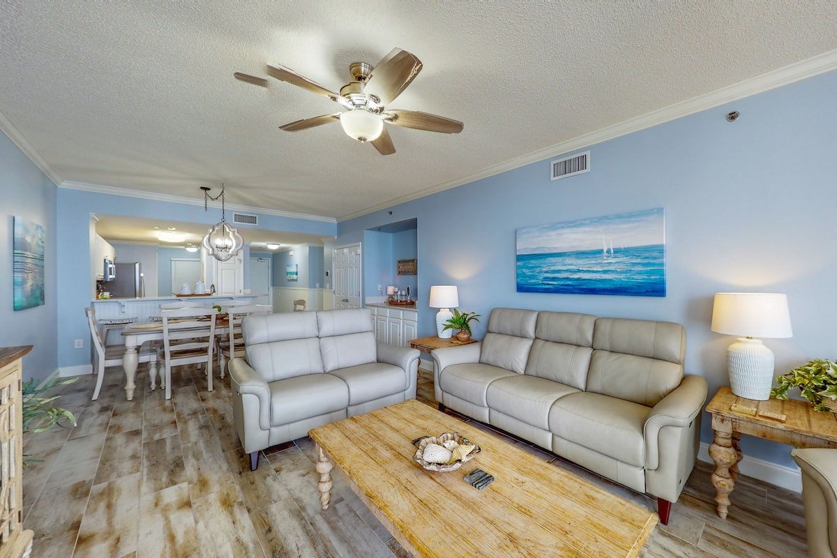 Condo, 3 Bedrooms | Living area | TV, DVD player