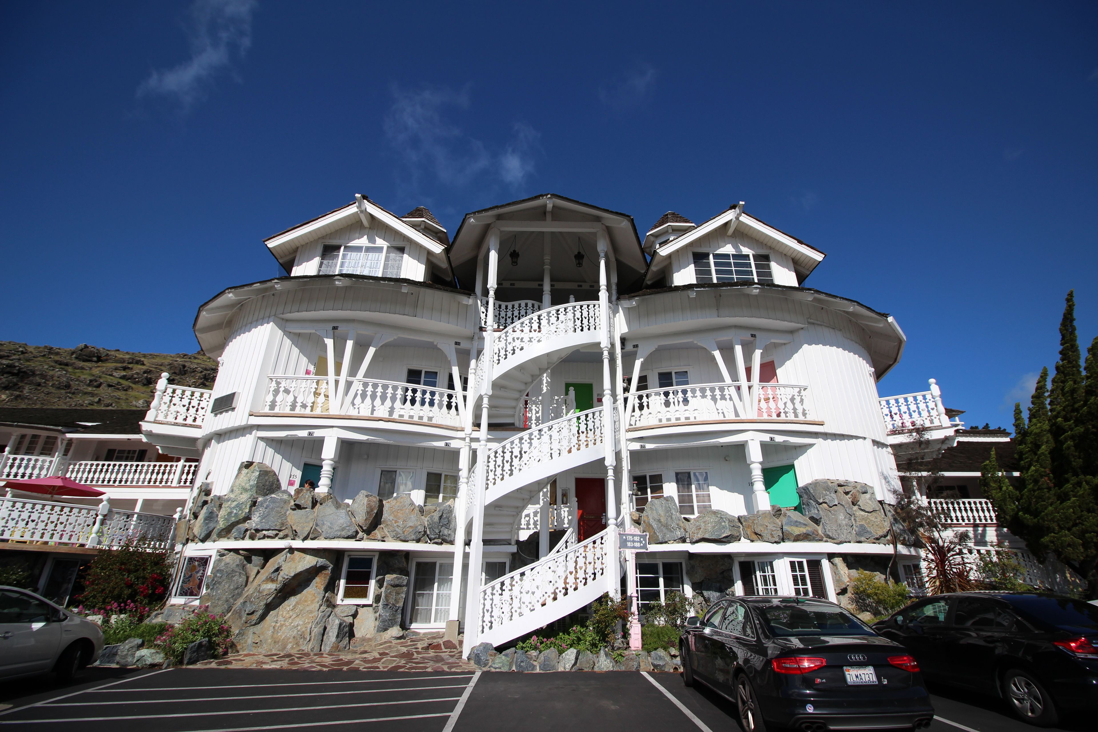 premium bedding, pillow-top beds, in-room safe, individually decorated