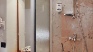 Familienzimmer, 2 Schlafzimmer | Badezimmer