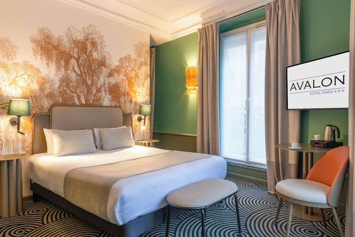 Superior Double Room, Balcony | Hypo-allergenic bedding, in-room safe, desk, iron/ironing board