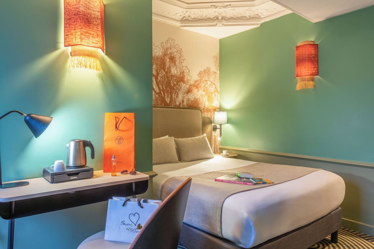 Comfort Double Room, Balcony | Hypo-allergenic bedding, in-room safe, desk, iron/ironing board