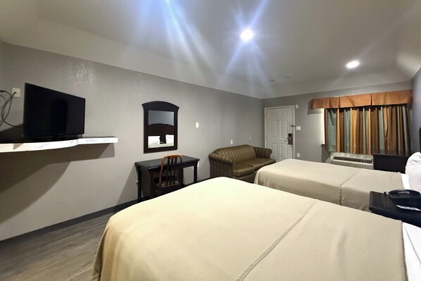 2 Queen Beds Non-Smoking