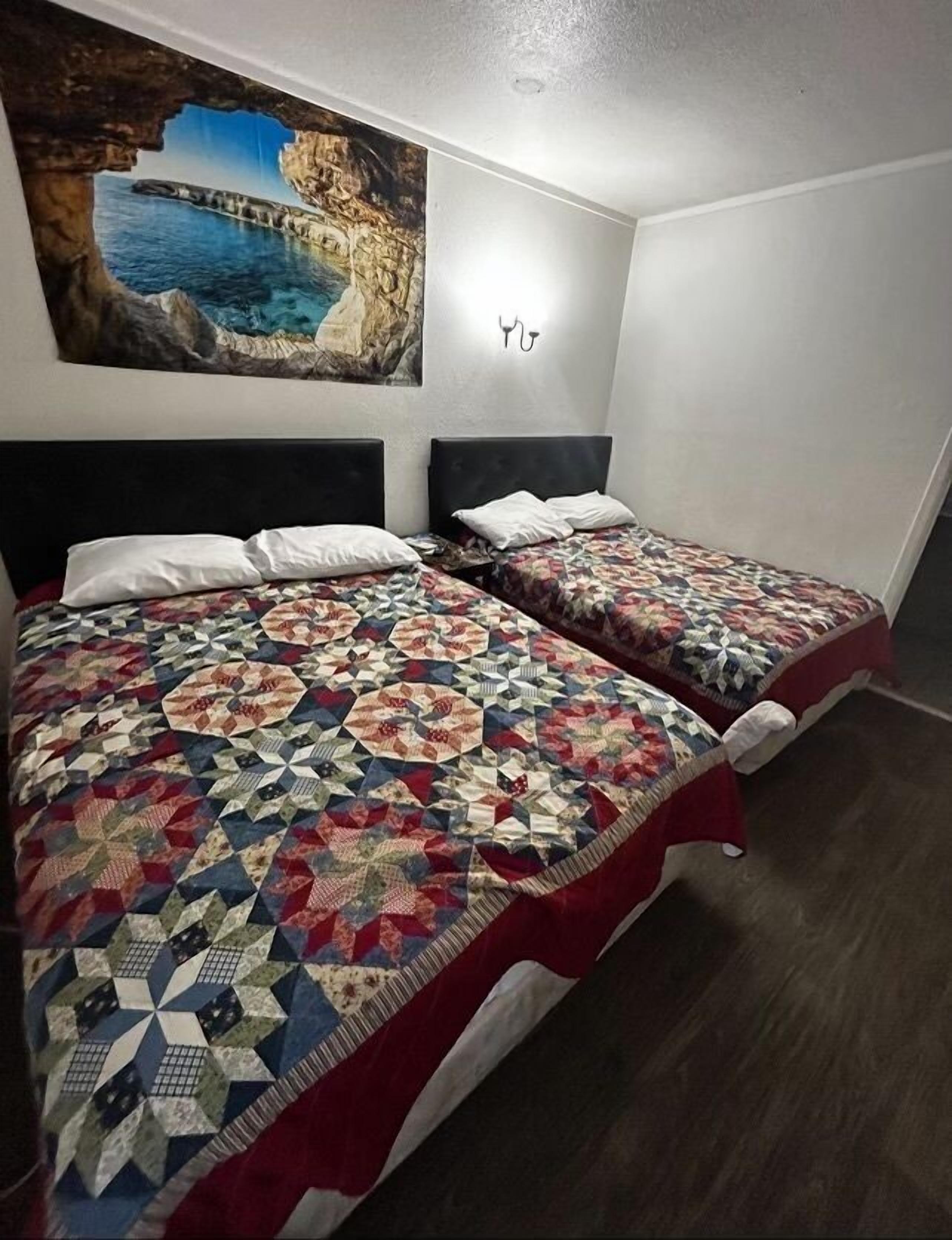 Basic Double Room, 2 Double Beds | Free WiFi, bed sheets