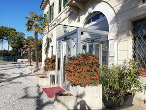 Entrada de la propiedad