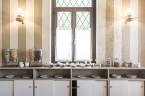 Breakfast buffet - Hotel Dogana (Sirmione)