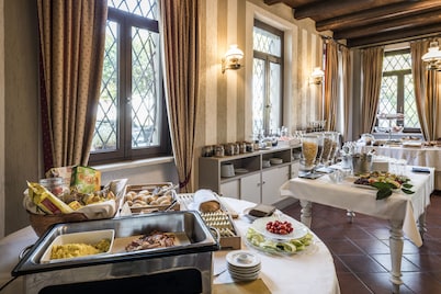 Hotel Dogana
