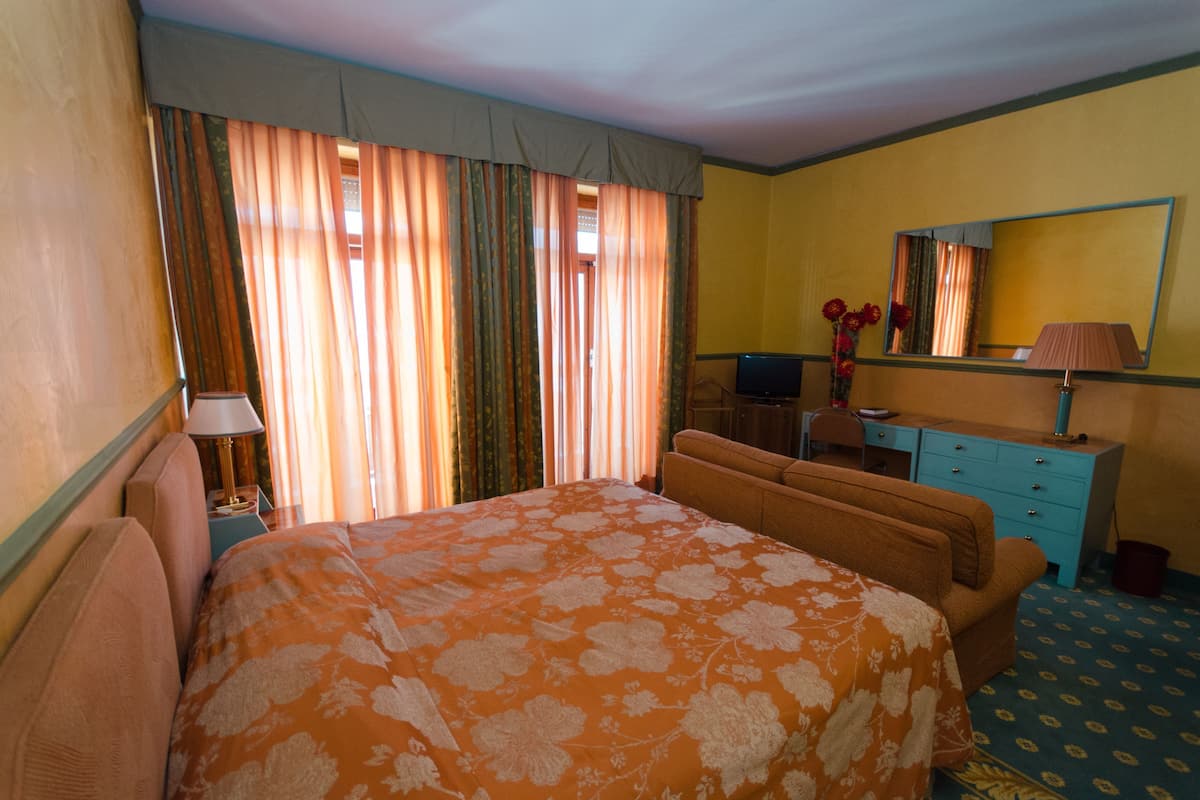 Down duvets, minibar, in-room safe, desk