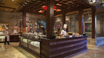 Daily buffet breakfast (IDR 450000 per person)