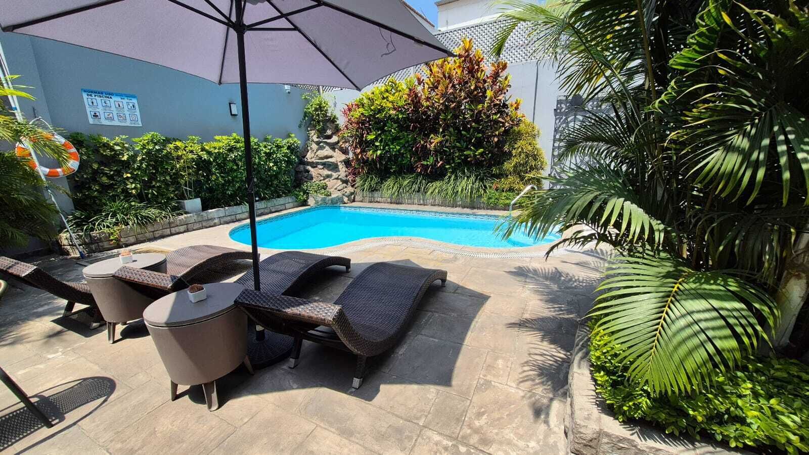 Outdoor pool, open 9:00 AM to 9:00 PM, sun loungers