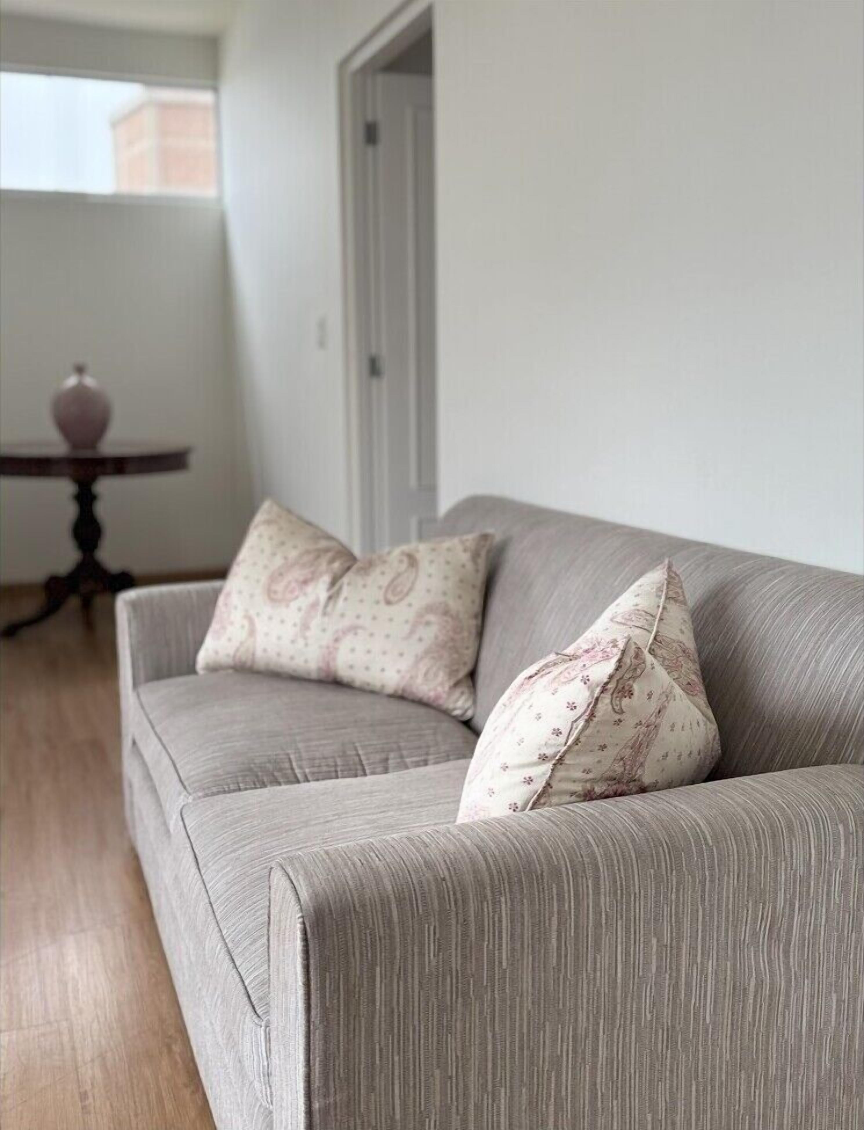 junior suite | living area | led tv