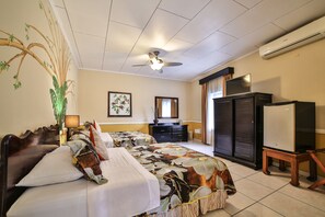 Superior Room, 2 Queen Beds | Premium bedding, Tempur-Pedic beds, individually decorated, desk - Adventure Inn (Ulloa)