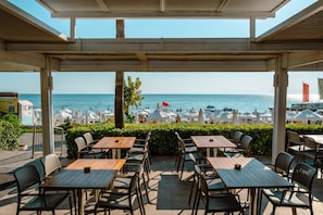 Bar (en la propiedad)