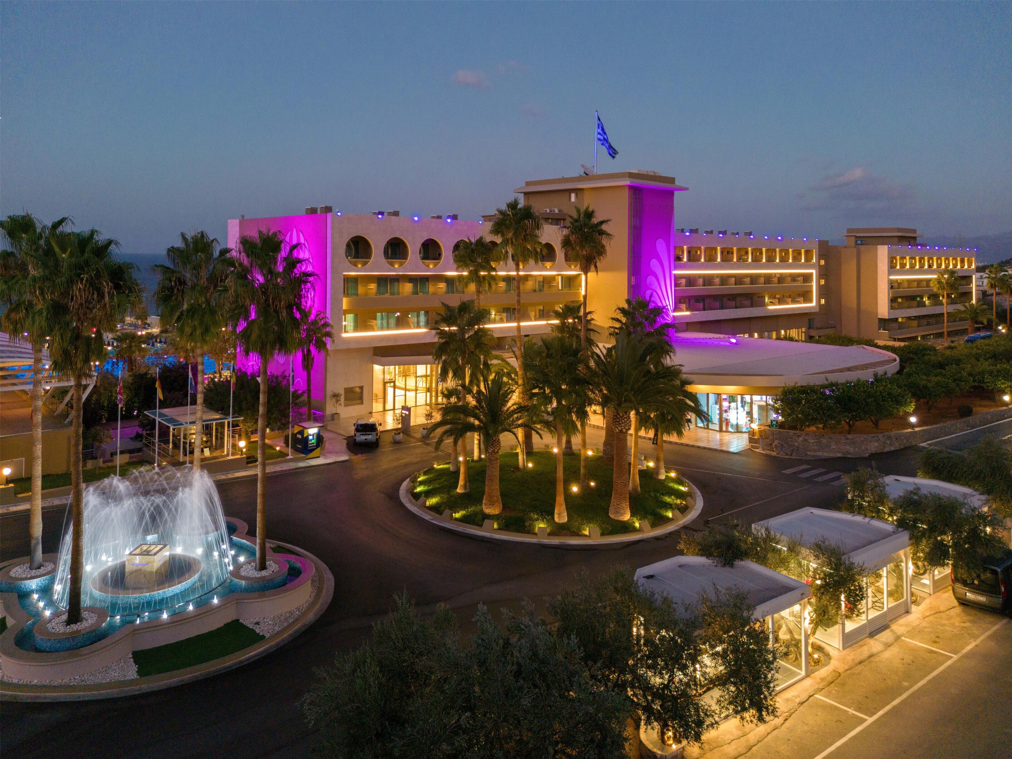 المنشأة من الخارج