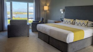 Superior Double Room, Sea View | Iron/ironing board (on request), internet (free) - Casey's of Baltimore Collection (Baltimore)