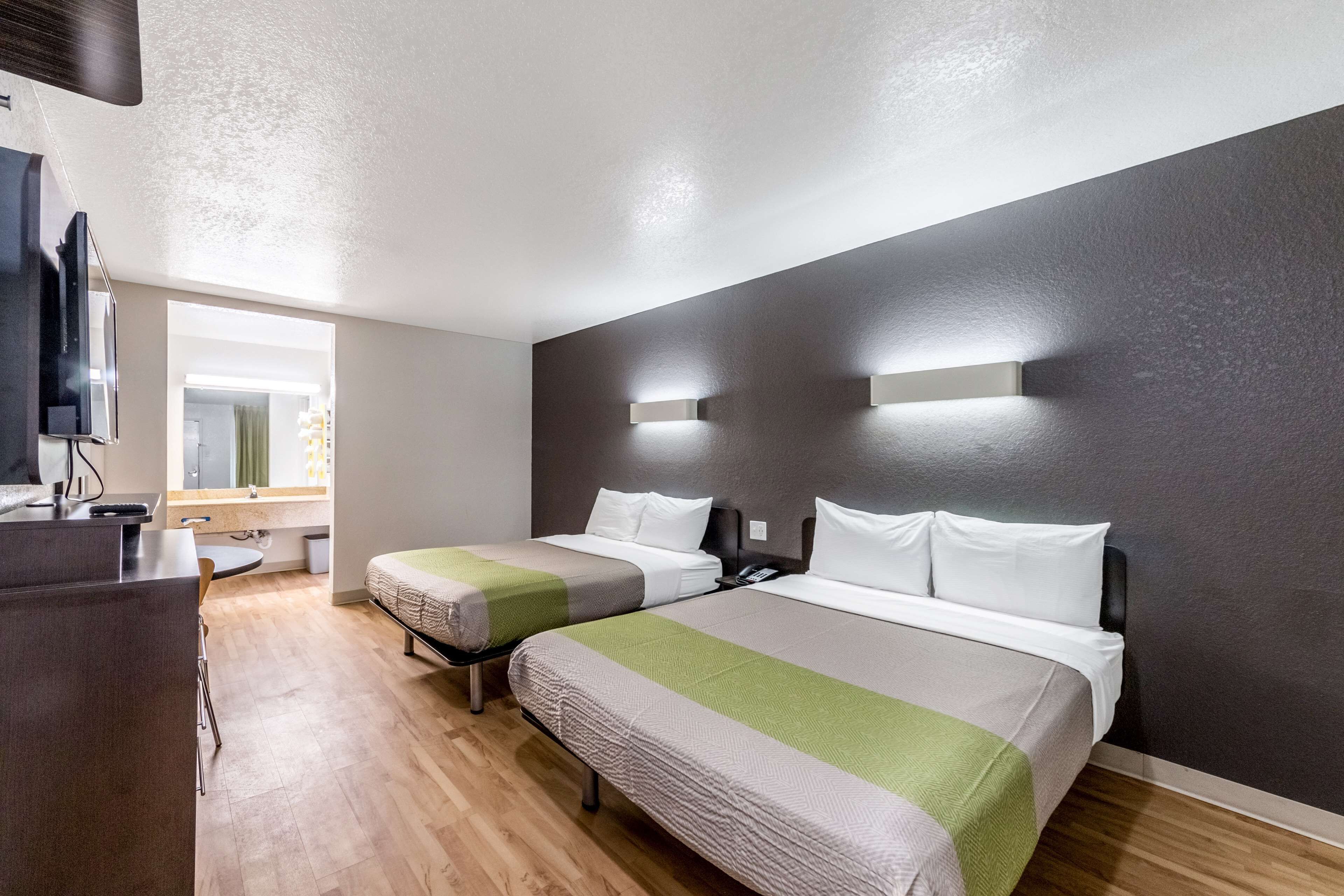 Free WiFi, bed sheets