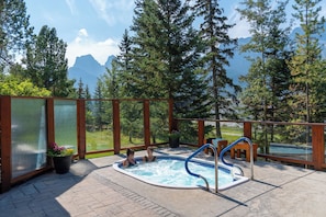 Bañera de hidromasaje exterior