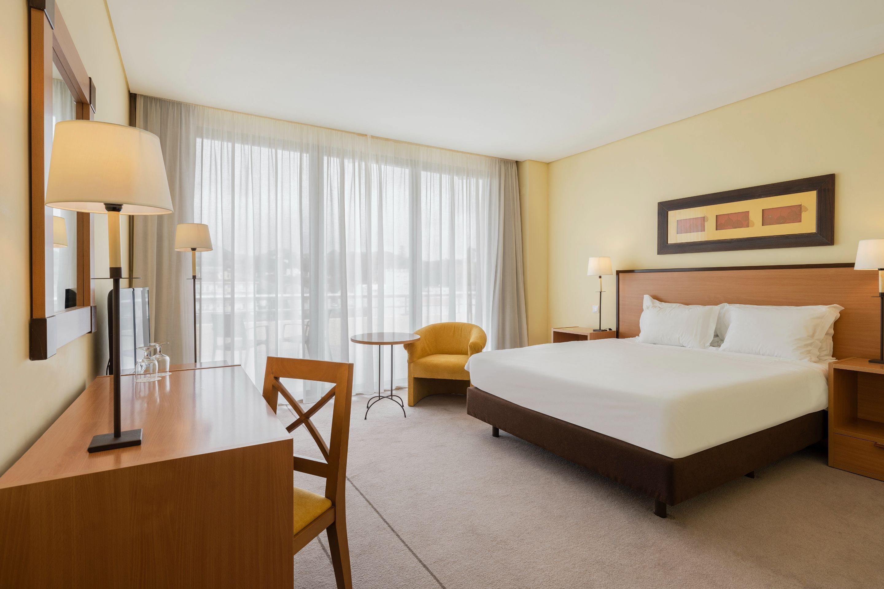 superior room | 1 bedroom, minibar, in-room safe, desk