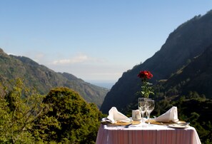 Breakfast, lunch and dinner served  - Dorisol Pousada Dos Vinhaticos (Ribeira Brava)